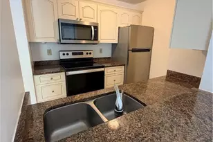 108 Santa Clara Dr, Naples, FL 34104 - Photo 4