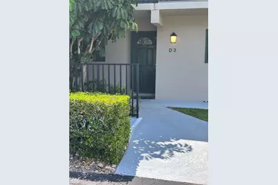 600 Valley Stream Dr #D-3, Naples, FL 34113 - Photo 1