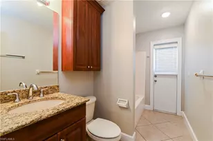 929 SW 31st St, Cape Coral, FL 33914 - Photo 8