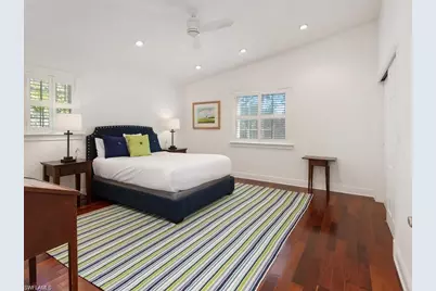 100 Fairview Ave, Fort Myers, FL 33905 - Photo 8