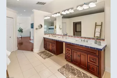 100 Fairview Ave, Fort Myers, FL 33905 - Photo 22