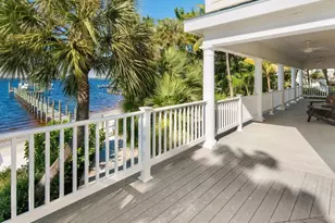 100 Fairview Ave, Fort Myers, FL 33905 - Photo 10