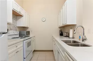 5120 SW Courtyards Ct, Cape Coral, FL 33914 - Photo 10