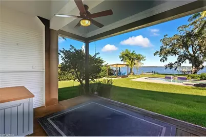 101 Fairview Ave, Fort Myers, FL 33905 - Photo 30