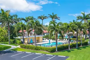 1087 Forest Lakes Dr, Naples, FL 34105 - Photo 28