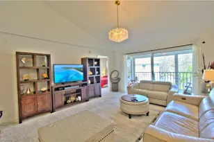 9590 Victoria Ln, Naples, FL 34109 - Photo 12