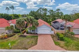 351 Pindo Palm Dr, Naples, FL 34104 - Photo 2