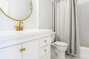 351 Pindo Palm Dr, Naples, FL 34104 - Photo 28