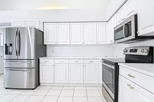 351 Pindo Palm Dr, Naples, FL 34104 - Photo 10