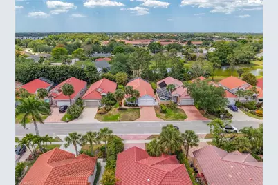 351 Pindo Palm Dr, Naples, FL 34104 - Photo 1