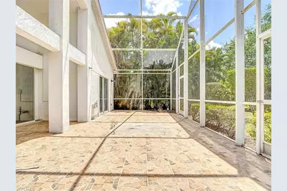 351 Pindo Palm Dr, Naples, FL 34104 - Photo 38