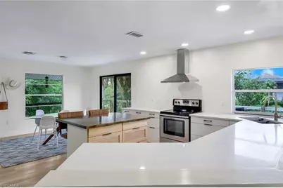 9972 Puopolo Ln, Bonita Springs, FL 34135 - Photo 16