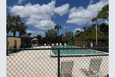 1531 Park Meadows Dr #4, Fort Myers, FL 33907 - Photo 16