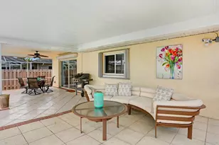 625 97th Ave N, Naples, FL 34108 - Photo 4