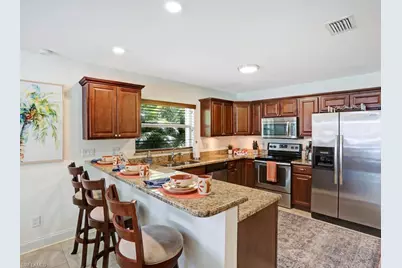 625 97th Ave N, Naples, FL 34108 - Photo 12