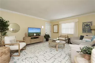 940 3rd St S, Naples, FL 34102 - Photo 2