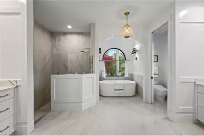 9833 Clear Lake Cir, Naples, FL 34109 - Photo 26