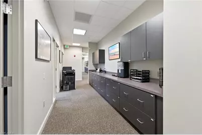 9420 Bonita Beach Rd SE, Bonita Springs, FL 34135 - Photo 10