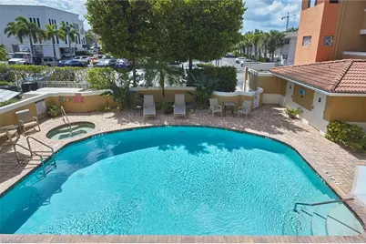 850 6th Ave N #204, Naples, FL 34102 - Photo 16