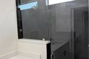 900 Alaska Ave, Lehigh Acres, FL 33971 - Photo 16