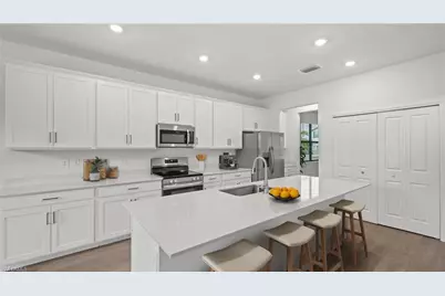 17504 Saddleback Loop, North Fort Myers, FL 33917 - Photo 4