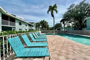 137 Wading Bird Cir, Naples, FL 34110 - Photo 34