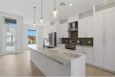 1027 Frank Whiteman Blvd, Naples, FL 34103 - Photo 6
