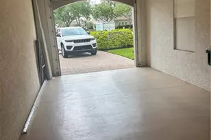 554 Avellino Isles Cir, Naples, FL 34119 - Photo 26