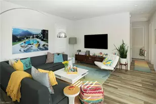 10042 Vanderbilt Dr, Naples, FL 34108 - Photo 18