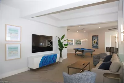 909 10th St S, Naples, FL 34102 - Photo 6