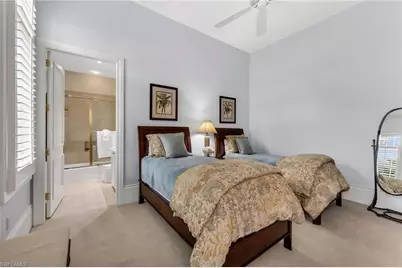 2045 Isla Vista Ln, Naples, FL 34105 - Photo 18