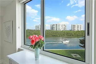 25 Bluebill Ave, Naples, FL 34108 - Photo 14