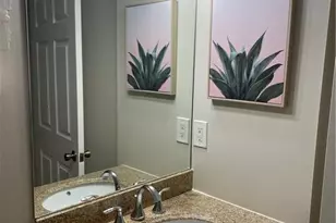 9640 Victoria Ln, Naples, FL 34109 - Photo 18