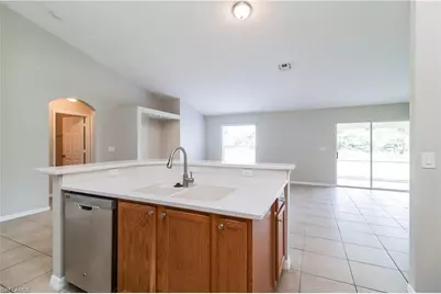 325 Lubdel Ave S, Lehigh Acres, FL 33974 - Photo 4