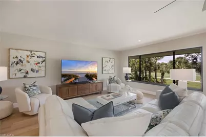 723 Wildwood Ln, Naples, FL 34105 - Photo 4