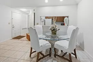 1833 Courtyard Way, Naples, FL 34112 - Photo 4