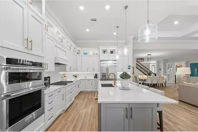 9607 Everglades Dr, Naples, FL 34120 - Photo 10