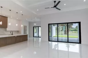 649 Golden Gate Blvd E, Naples, FL 34120 - Photo 4