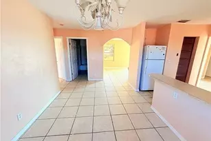 419 NE 16th Pl, Cape Coral, FL 33909 - Photo 10