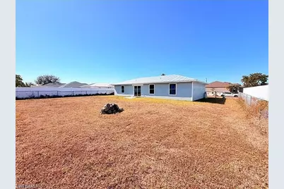 419 NE 16th Pl, Cape Coral, FL 33909 - Photo 24