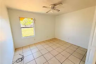 419 NE 16th Pl, Cape Coral, FL 33909 - Photo 16