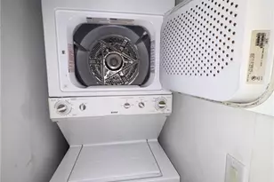 141 18th Ave NE, Naples, FL 34120 - Photo 10