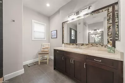 646 Vintage Reserve Cir #4D, Naples, FL 34119 - Photo 10