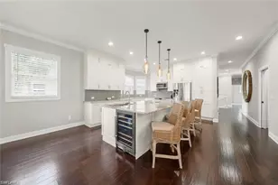 646 Vintage Reserve Cir, Naples, FL 34119 - Photo 2