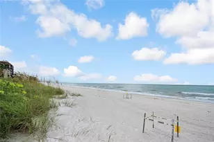 10701 Gulf Shore Dr, Naples, FL 34108 - Photo 24