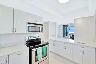 10701 Gulf Shore Dr, Naples, FL 34108 - Photo 10