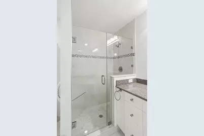 6210 Reserve Cir #501, Naples, FL 34119 - Photo 12