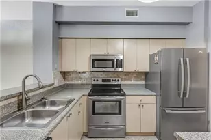 1105 Reserve Ct, Naples, FL 34105 - Photo 4