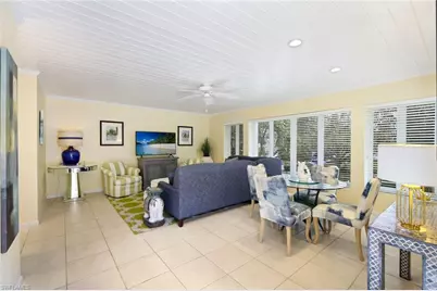 286 4th St S #203, Naples, FL 34102 - Photo 6
