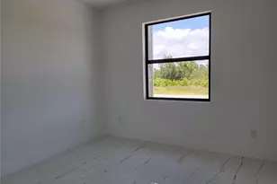 886 Milwaukee Blvd, Lehigh Acres, FL 33974 - Photo 14